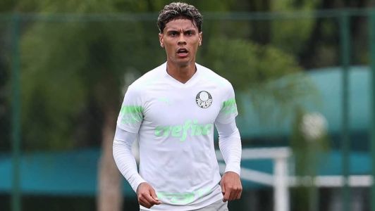 Ríos celebra volta das vitórias no Palmeiras e quer três pontos no clássico