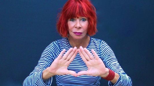 Rita Lee compôs a música 'Lá Vou Eu', com Luiz Carlini, em 1975, para a novela 'O Grito', da Rede Globo, que depois foi regravada por Zélia Duncan