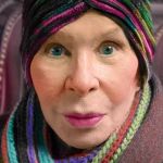 Em nova autobiografia, Rita Lee compartilhou a rotina da pandemia e detalhes do tratamento de câncer