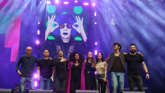 Para Beto Lee, filho da cantora, foi emocionante participar do evento