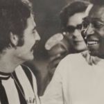 'A bola está em pranto': Rivellino se despede de Pelé