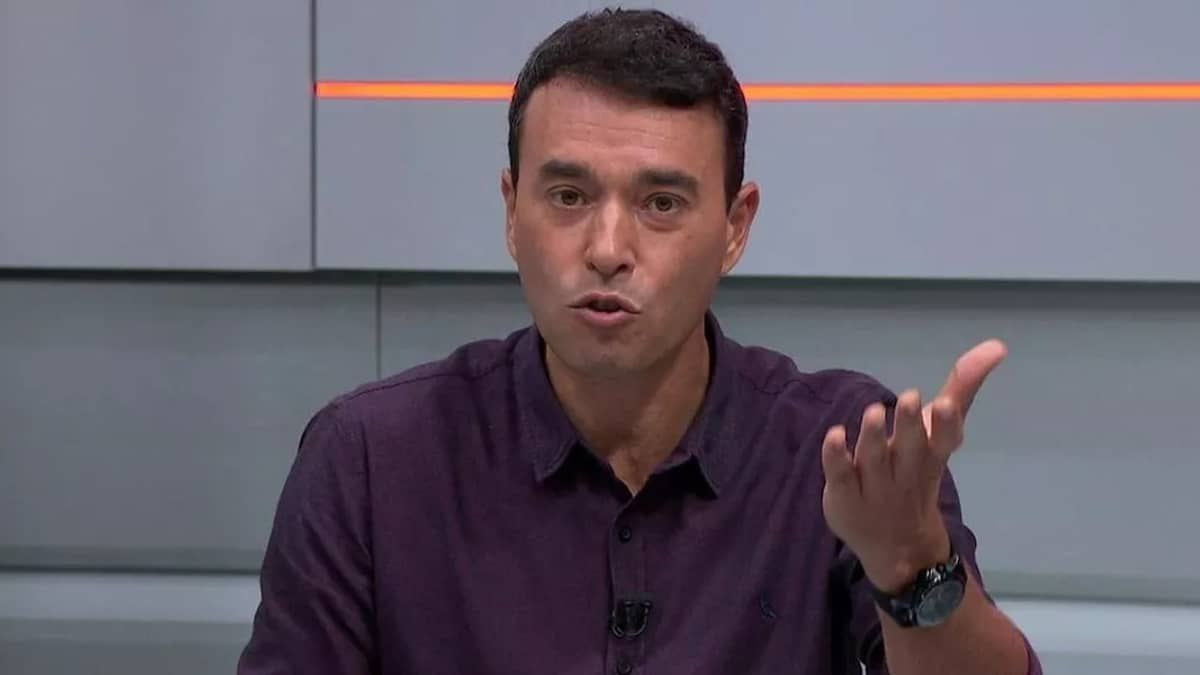 André Rizek detona gramados de Mineirão e Arena do Jacaré: 'Têm que ser vetados'