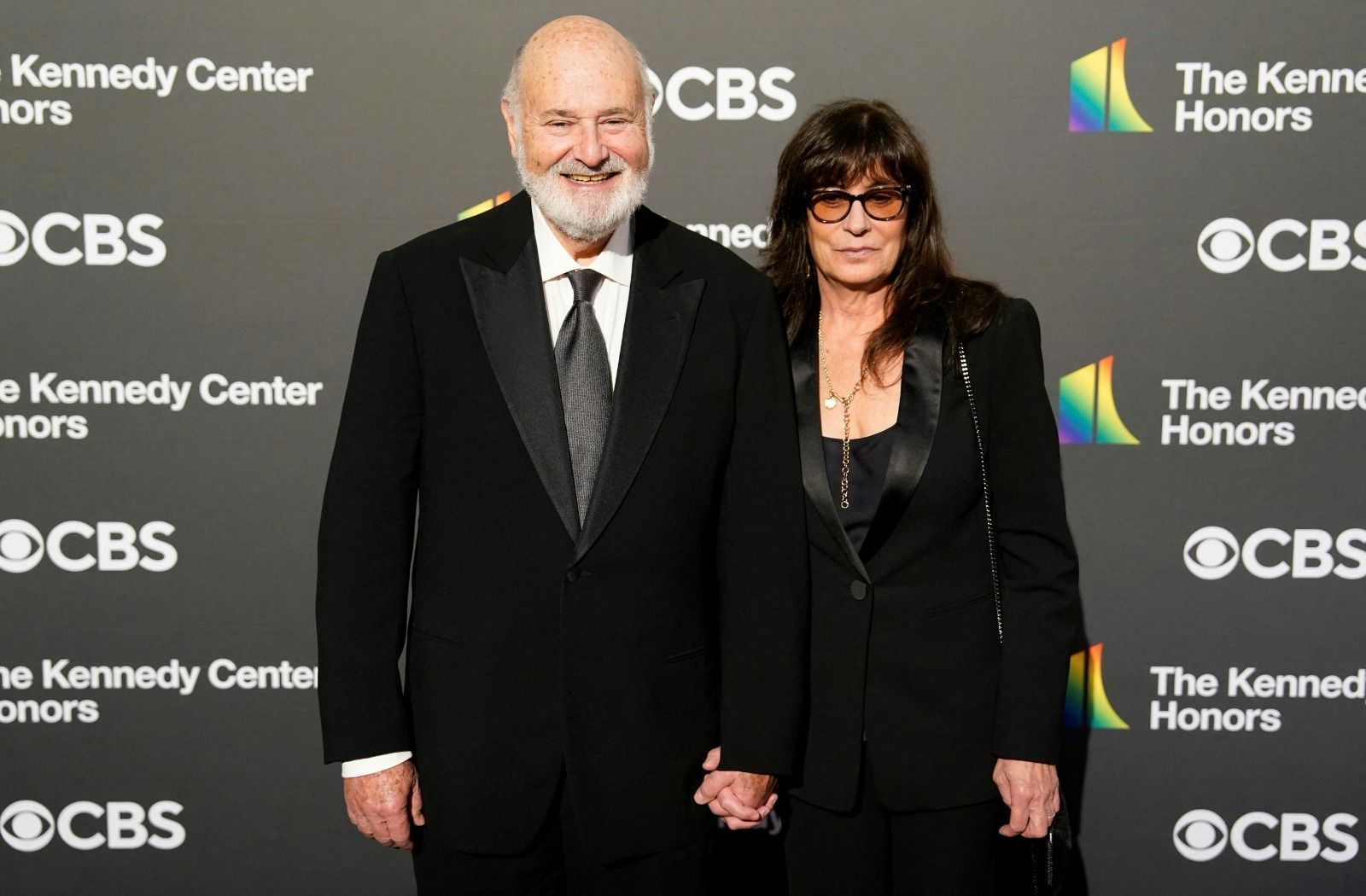 Rob Reiner e esposa são encontrados mortos há mais de seis horas em casa em Los Angeles