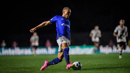 Robert foi acionado por Pepa na vitória por 1 a 0 sobre o Vasco