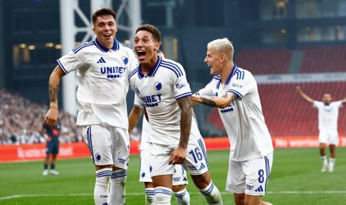 Robert comemora gol em Copenhague 5 x 0 Malmo, pela qualificatória da Uefa Champions League 2025/2026