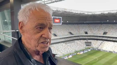 Roberto Abras ficou emocionado ao conhecer a Arena MRV