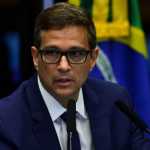 Campos Neto tem primeira reunião com Lula após 9 meses de governo
