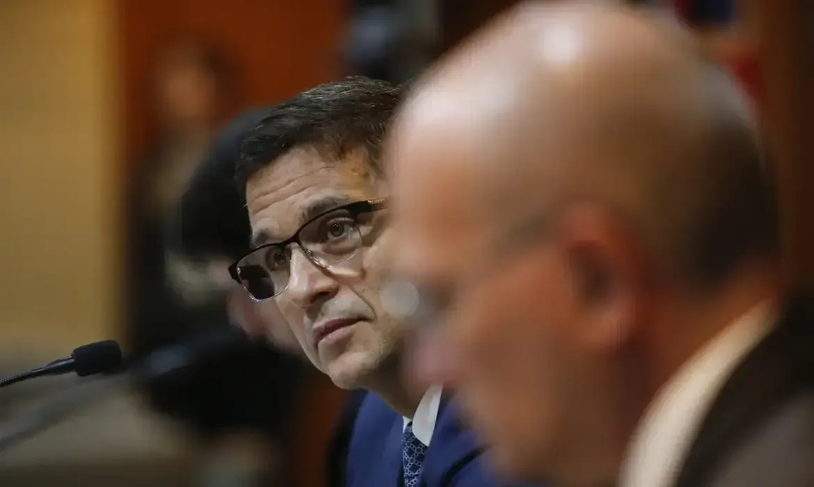 Presidente do BC, Campos Neto irá à comissão da Câmara em agosto