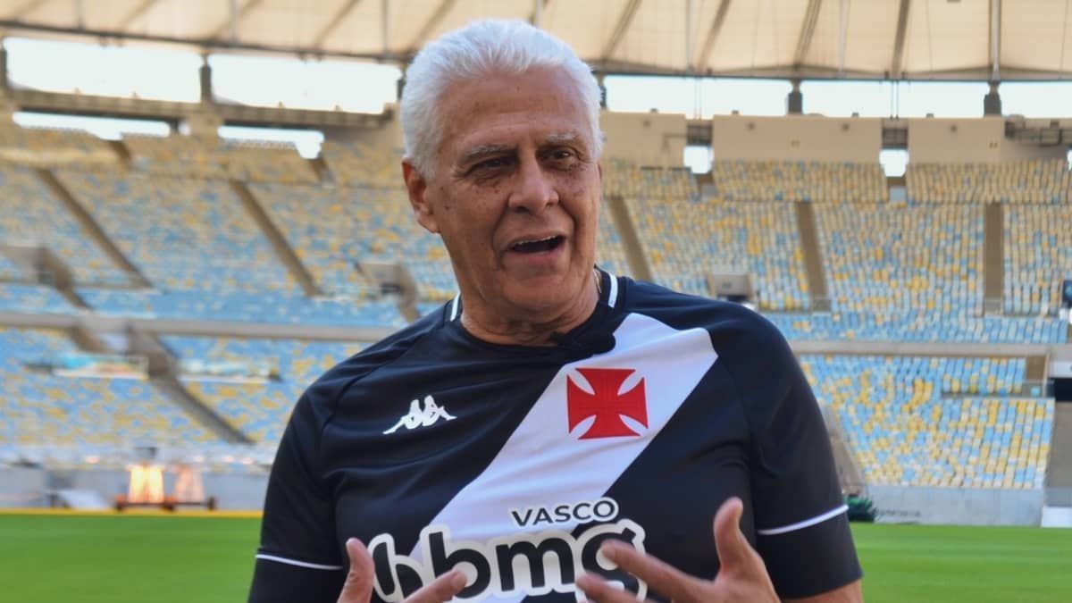 Morre Roberto Dinamite, maior ídolo da história do Vasco, aos 68 anos