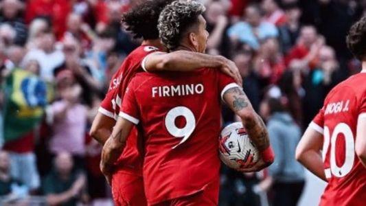 Roberto Firmino marcou o gol do Liverpool em seu último jogo em Anfield