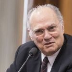 Cidadania reúne diretório nacional para decidir se tira ou não Roberto Freire da presidência