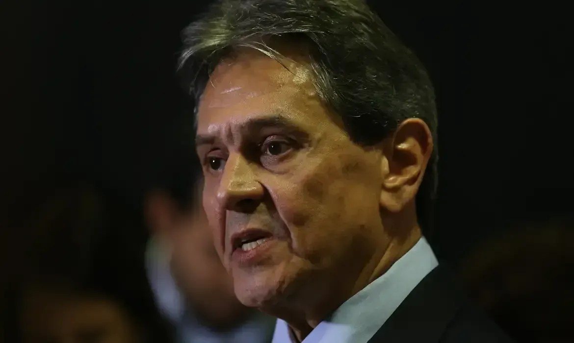 Defesa cita 'contradição' de Gonet após PGR denunciar Roberto Jefferson por 'elo' com atos do 8 de Janeiro