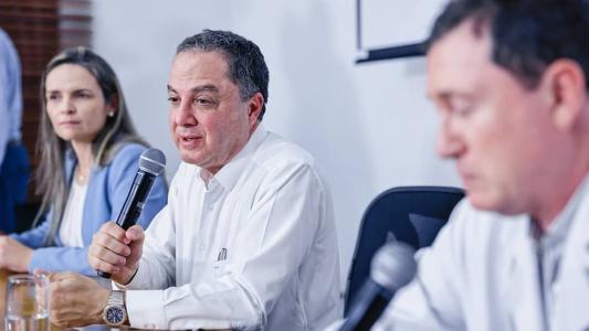 Roberto Kalil Filho, que integra equipe médica de Lula, 'proibiu' visitas por duas semanas