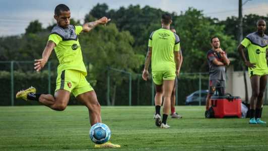 Roberto Rosales, lateral do Sport