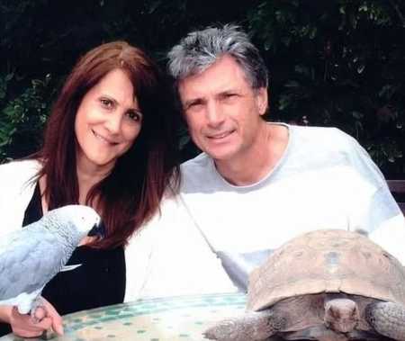 Robin e Thomas viviam em Los Angeles