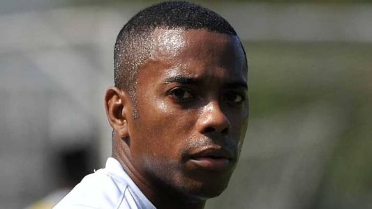 Robinho foi condenado a nove anos de prisão na Itália