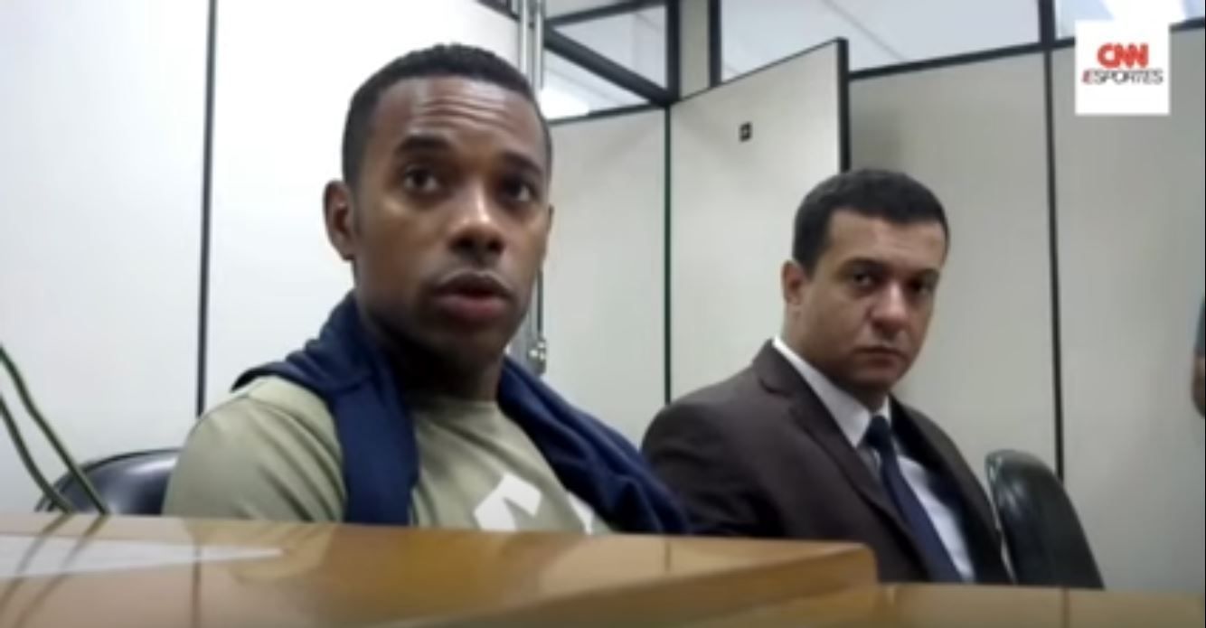 STF fica a um voto de formar maioria para manter Robinho preso por estupro