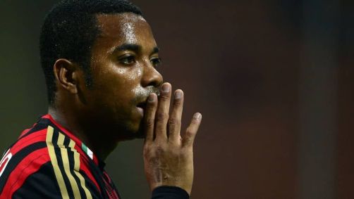 Robinho vive no Brasil, que impede a extradição de brasileiros natos para cumprimento de penas no exterior