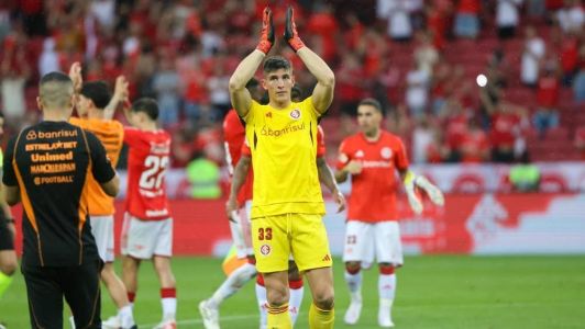 Rochet ainda se recupera de fissura nas costelas