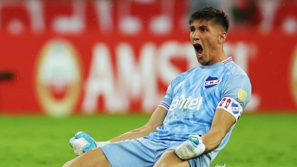 Nacional-URU se despede de Rochet, que está a caminho do Inter