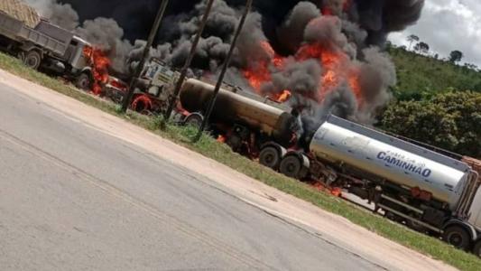 Rodovia BR-116 está com congestionamento de 12 quilômetros