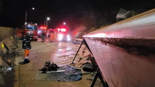 Rodovia está interditada no sentido São Paulo