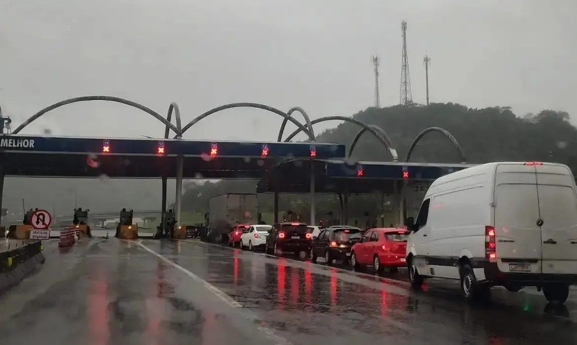 Entenda como são definidos os preços dos pedágios nas rodovias de Minas Gerais