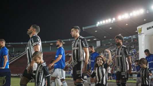 Rodrigo Battaglia atuou no clássico contra o Cruzeiro, em Uberlândia