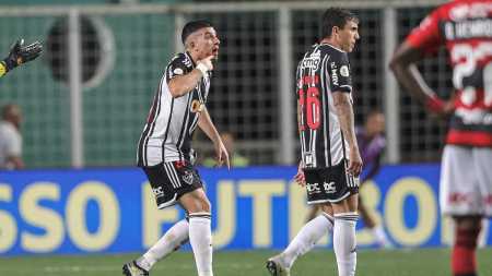 Rodrigo Battaglia sofreu um afundamento do dente na derrota para o Flamengo