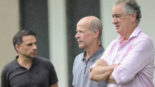 Rodrigo Caetano, Ricardo Guimarães e Sérgio Coelho na Cidade do Galo