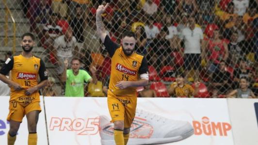 Rodrigo, capitão do Sorocaba, fez três gols na vitória que deu a classificação aos mandantes
