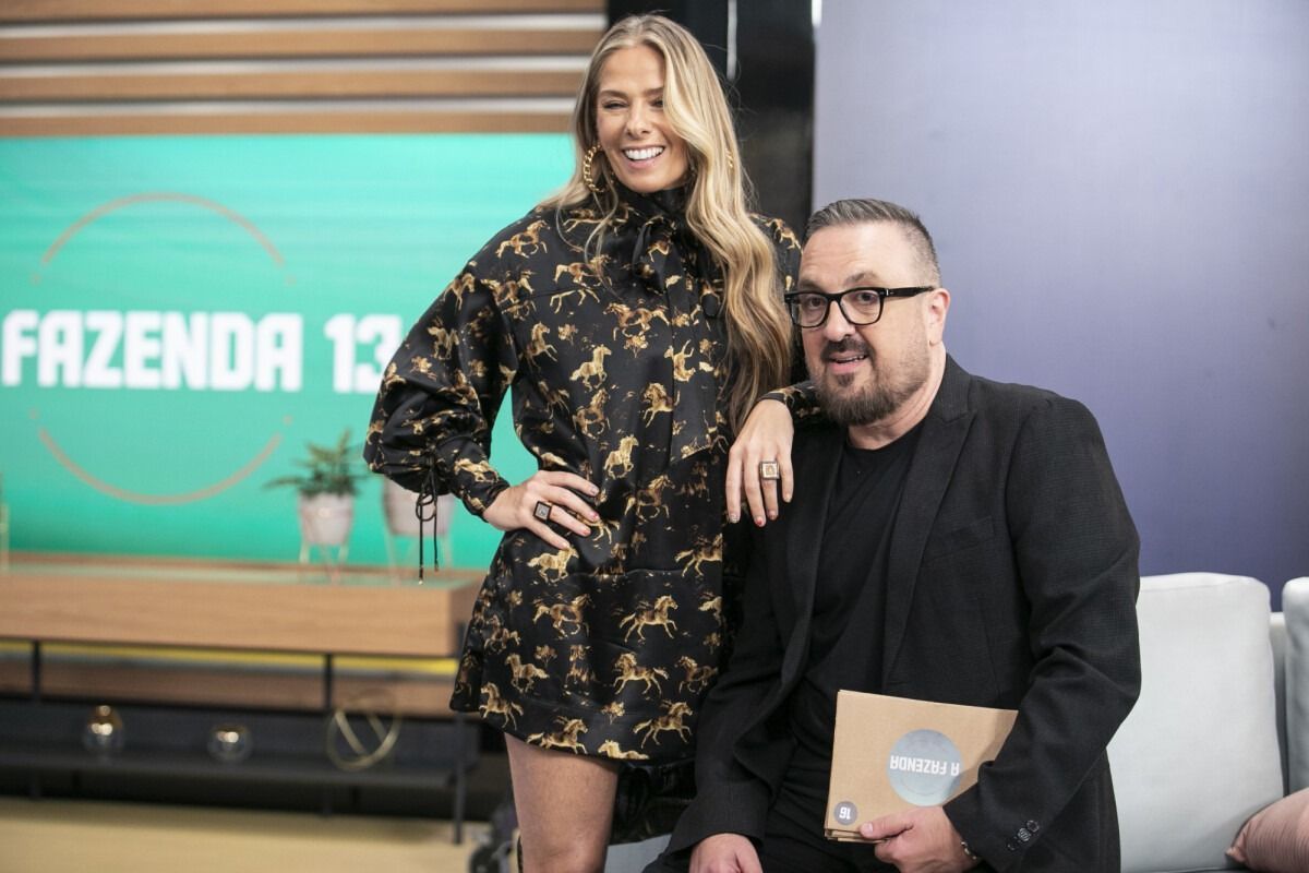 Carelli e Galisteu soltam novas informações de 'A Fazenda 16'; veja o que se sabe até agora