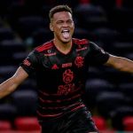 Atlético mira atacante ex-Flamengo que está no futebol inglês; saiba os detalhes