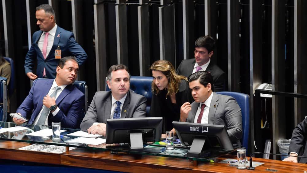 CCJ do Senado marca primeira audiência para discutir PEC que criminaliza porte e posse de drogas 