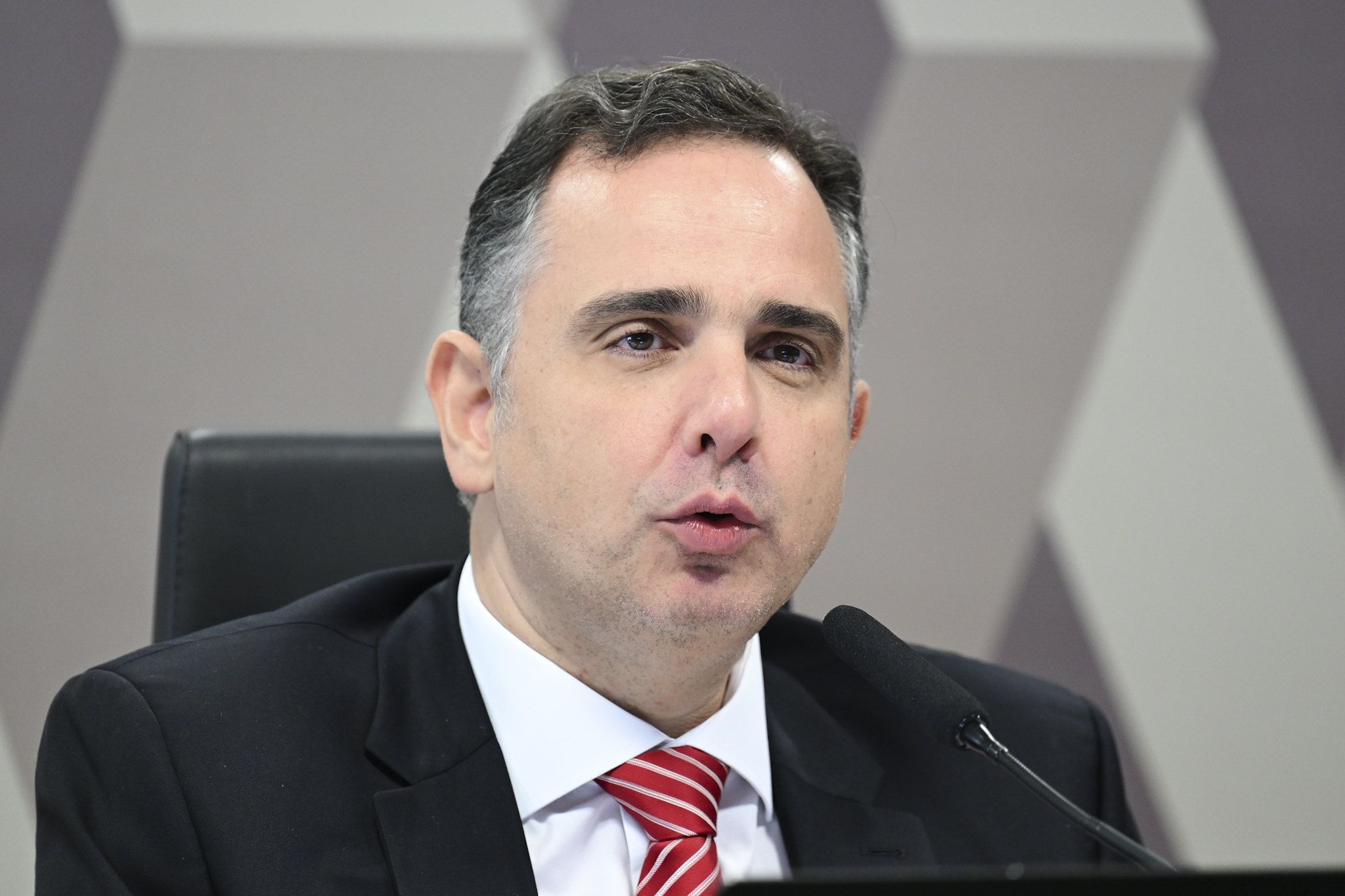 Senado vai dar atenção à mudança que retira homicídios do júri popular, diz Pacheco
