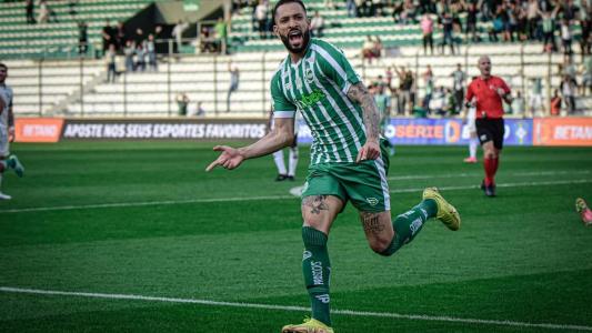 Rodrigo Rodrigues marcou o gol da vitória do Juventude diante do Ceará