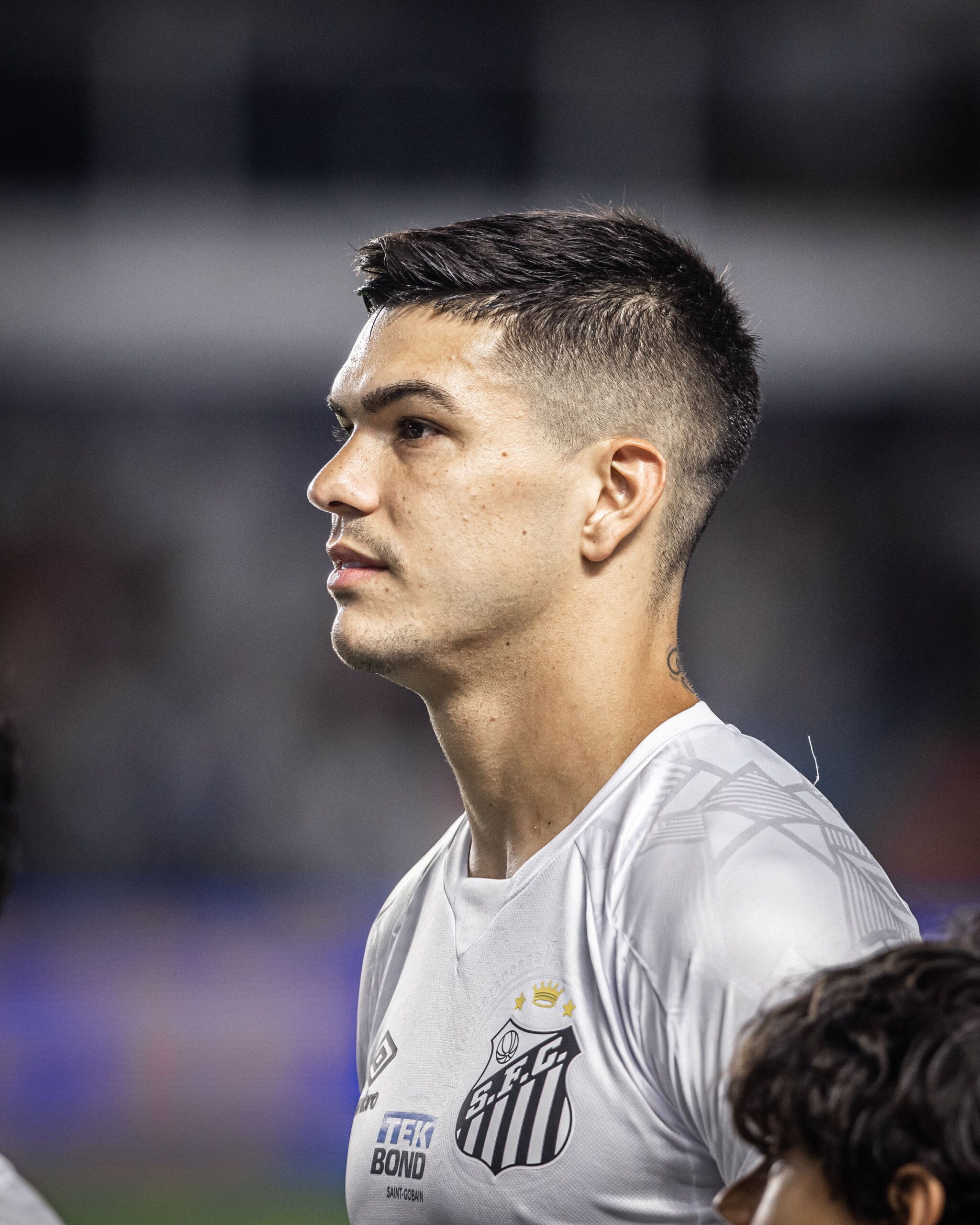 Santos anuncia empréstimo de Rodrigo Fernández a clube argentino