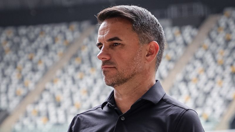 Atlético se despede de Rodrigo Caetano, e torcida reage nas redes sociais