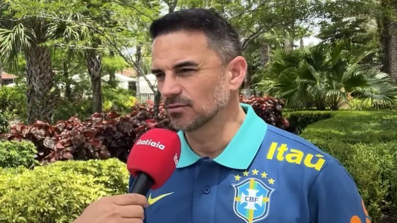 Rodrigo Caetano, ex-Atlético, diz como acompanhou festa da torcida por Bernard