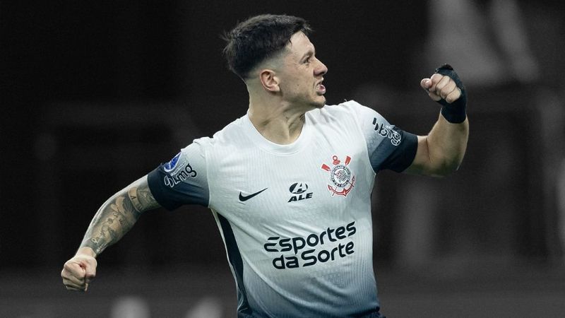 Corinthians amplia contrato e aumenta salário de meia Rodrigo Garro