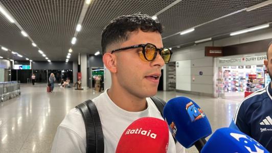 Bruno Rodrigues em BH em 16 de fevereiro de 2026 para assinar com o Cruzeiro