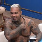 BBB 24: Rodriguinho esquece as câmeras ao tomar banho e mostra parte íntima