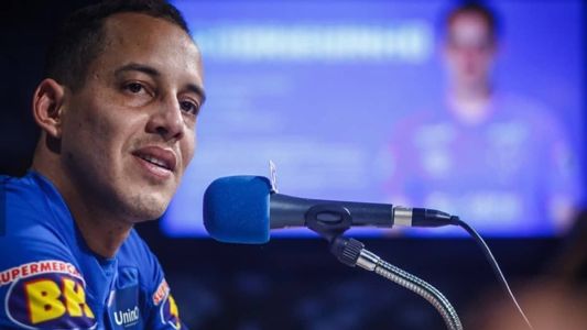 Rodriguinho foi contratado pelo Cruzeiro em 2019