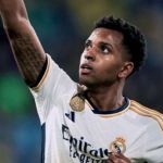 Rodrygo desvia de pergunta sobre Messi: 'Não posso falar sobre isso'