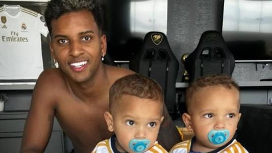 Rodrygo publicou registros com os filhos
