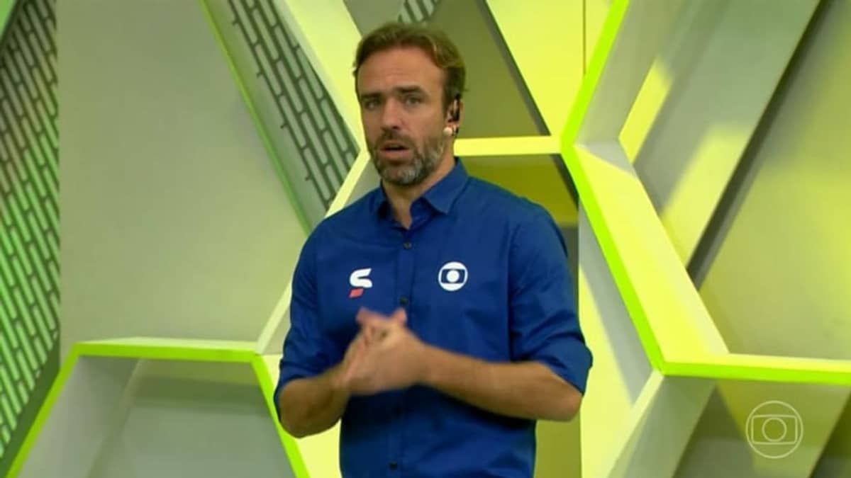 Comentarista detona diretoria do Fluminense por aceitar adiamento do clássico