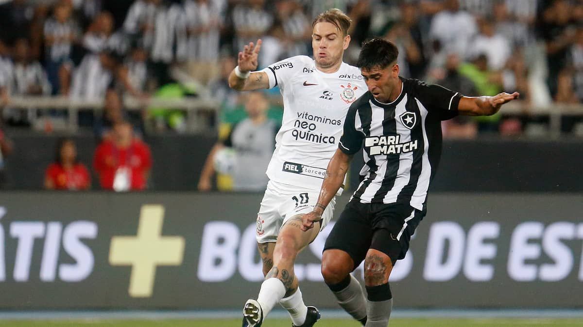 Róger Guedes detona atuação do Corinthians contra o Botafogo