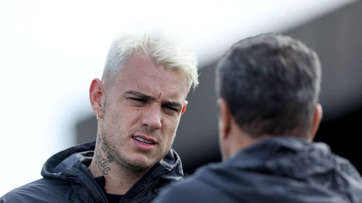 Corinthians adota sigilo, mas não deve ter Guedes contra o Newell's