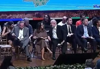 Eleição em BH: três pré-candidatos dividem palco com Lula; Fuad não comparece