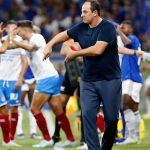 Ceni vê Bahia abaixo contra o Cruzeiro, mas defende jogadores após derrota